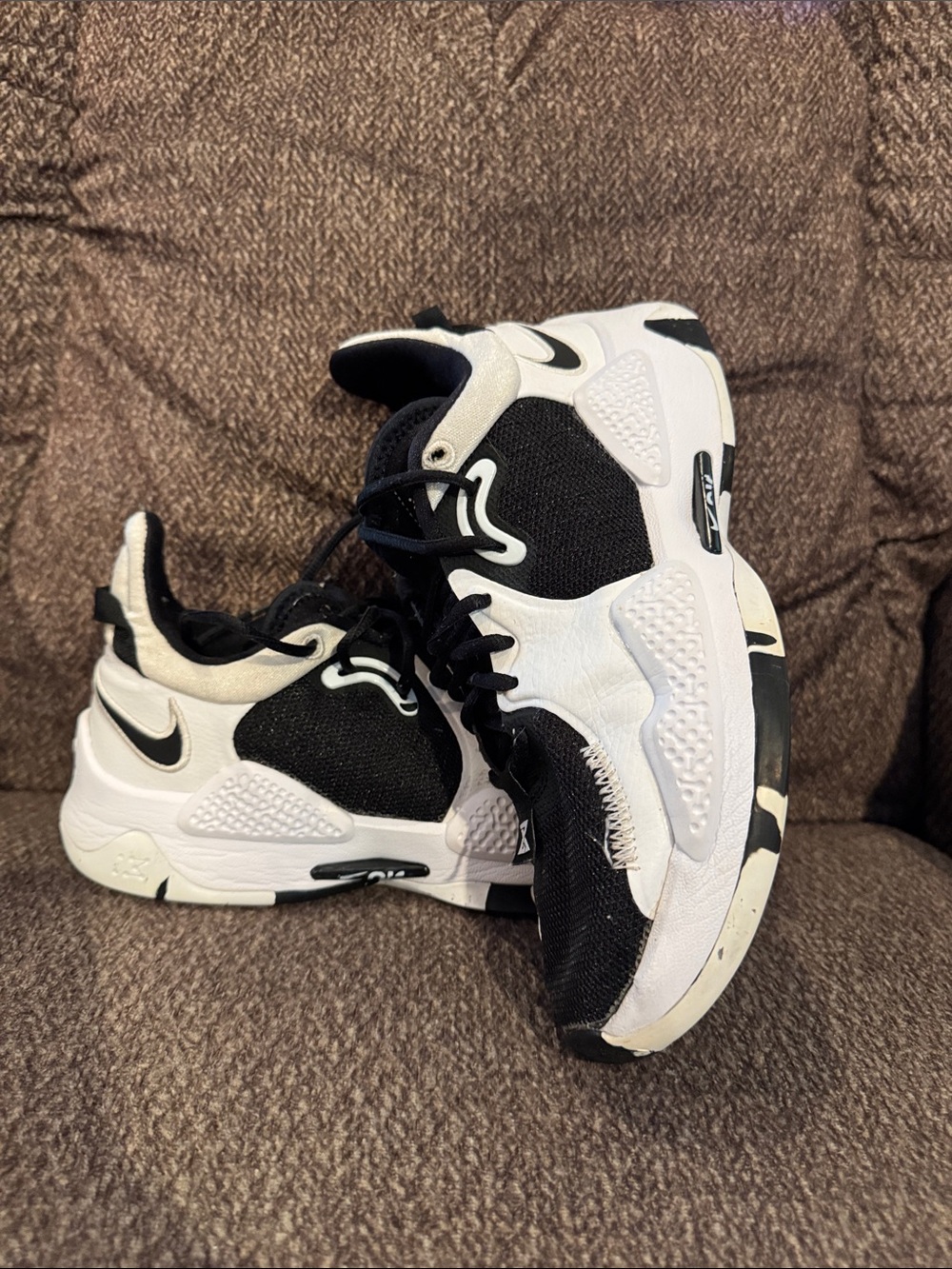 Nike Black and White Athletic Sneakers